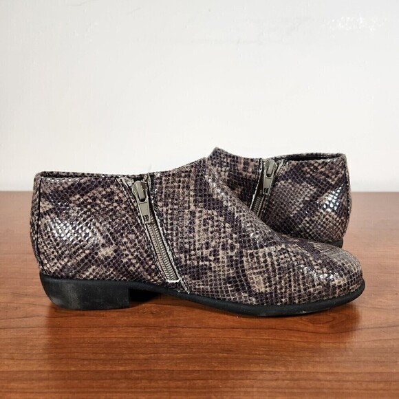 Aerosoles Womens Sophia Black Snake Print Round Toe Ankle Booties Size 6 - Picture 8 of 11